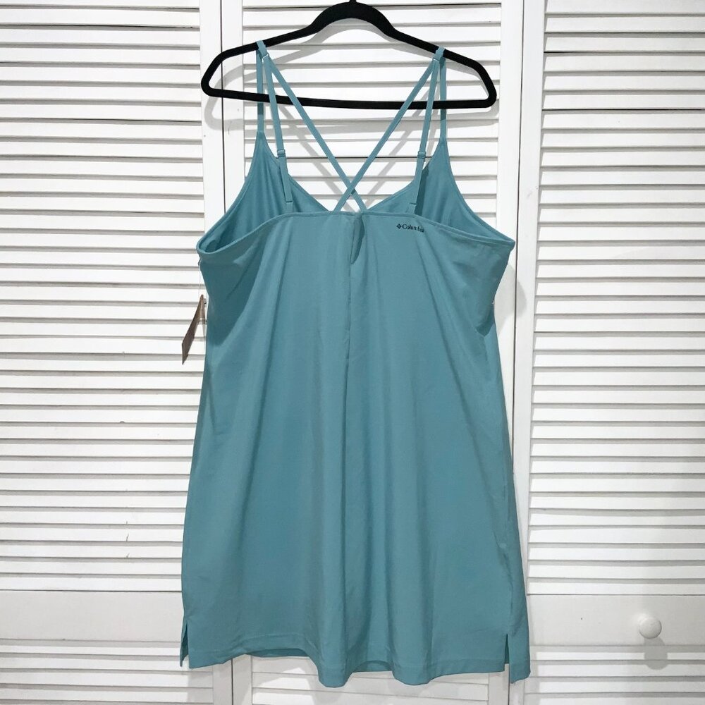 Columbia Women's Athletic Crossback Omni-Shade Dress Size XXL - Picture 2 of 4